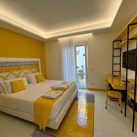 Casa Di Napoli - Sorrento Bed & Breakfast Bagian luar foto