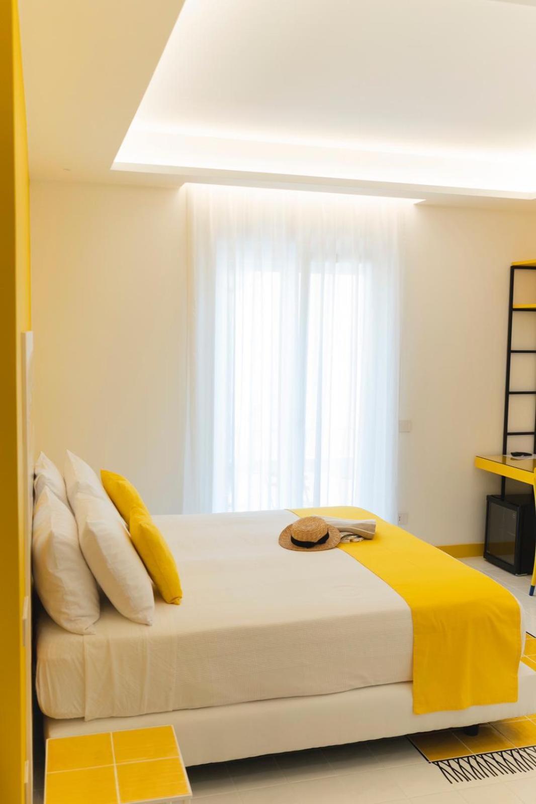 Casa Di Napoli - Sorrento Bed & Breakfast Bagian luar foto