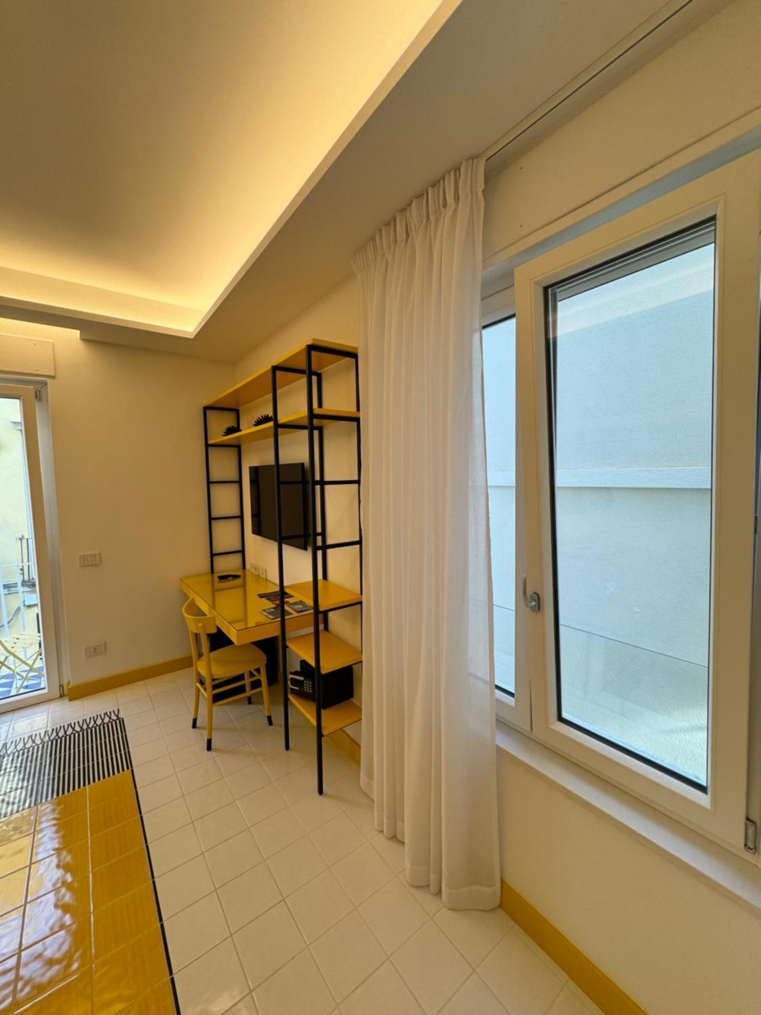 Casa Di Napoli - Sorrento Bed & Breakfast Bagian luar foto