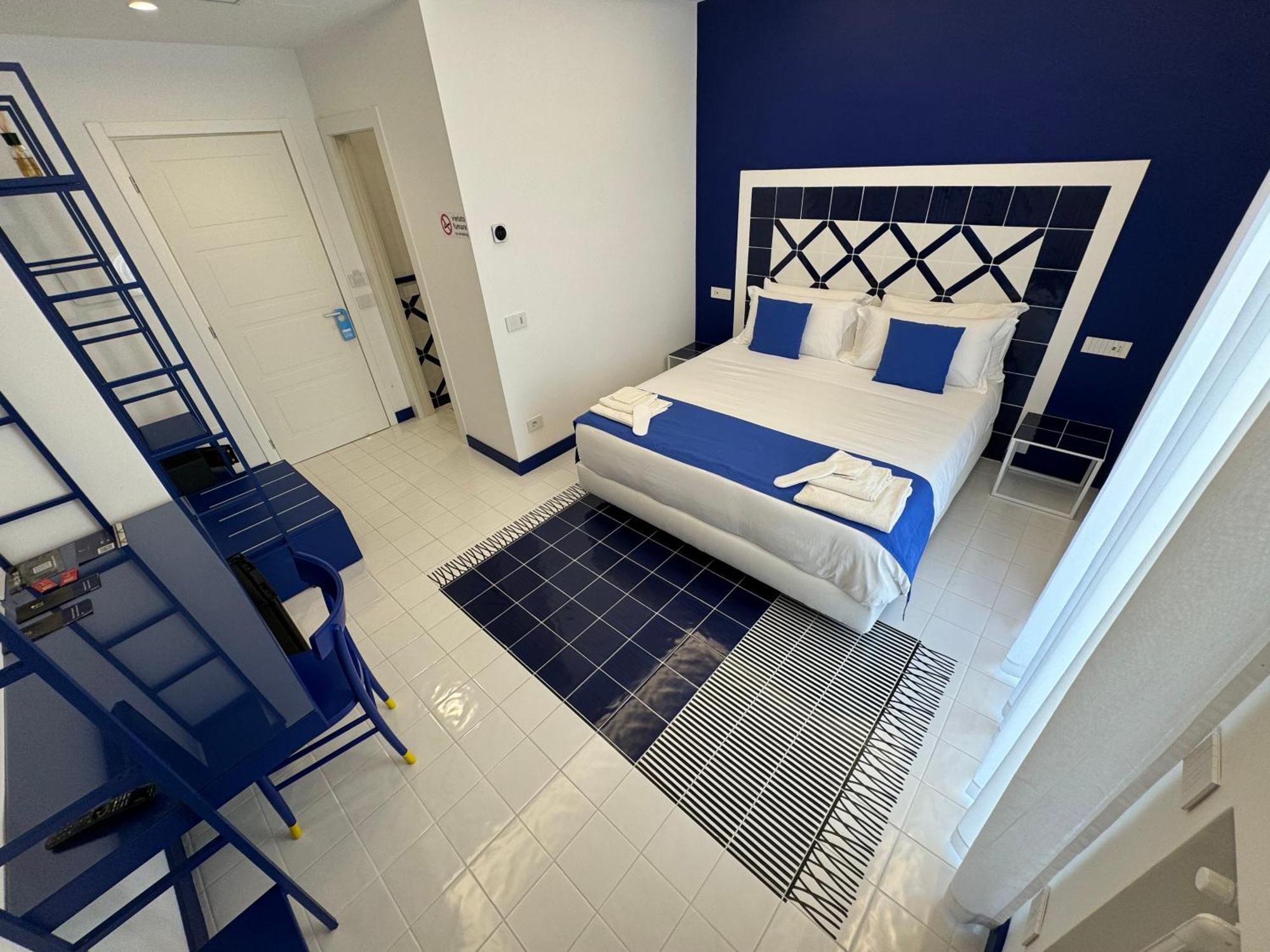 Casa Di Napoli - Sorrento Bed & Breakfast Bagian luar foto