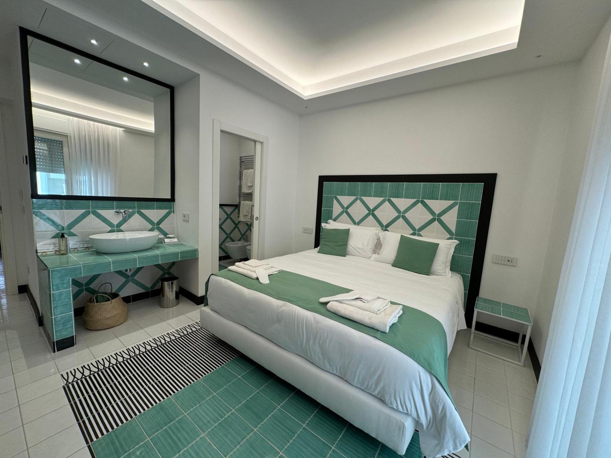 Casa Di Napoli - Sorrento Bed & Breakfast Bagian luar foto